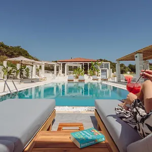 Ampelia Kassandra Apart Otel