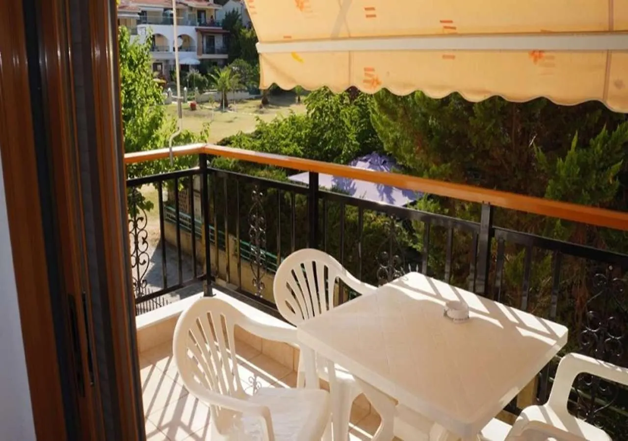 Hotel de apartamente Villa Christina Sea Side B Hanioti Grecia